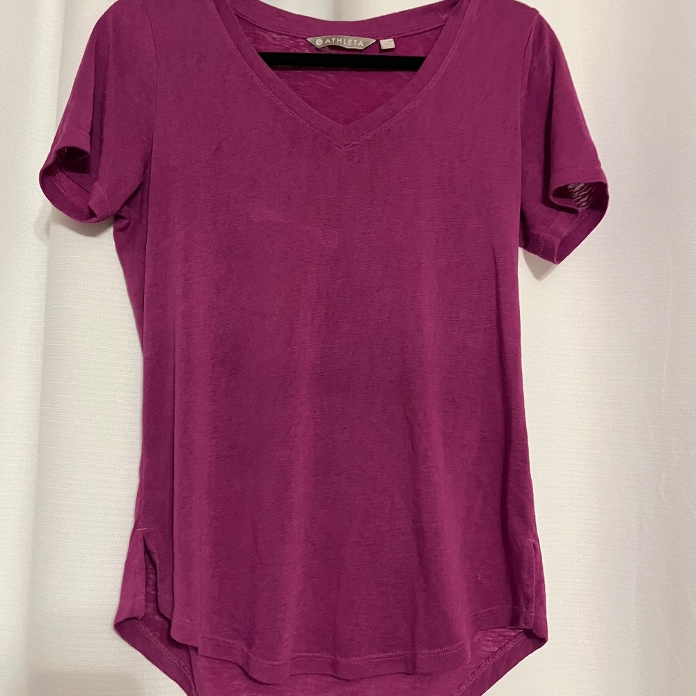 Athleta shirt